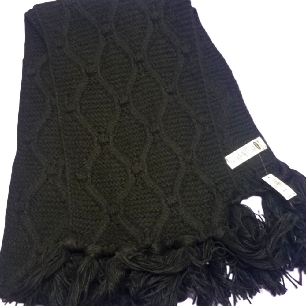 OLD NAVY Black Cable Knit Scarf